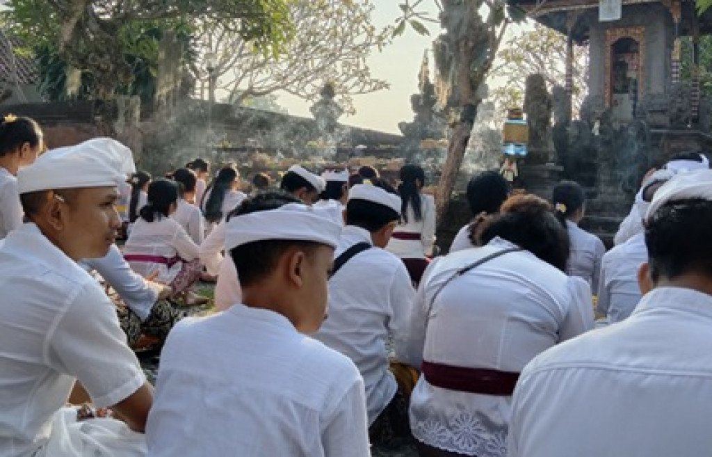 Semangat Masyarakat Desa Dalung Dalam Merayakan Hari Raya Galungan
